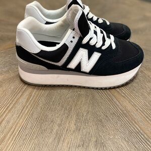 New Balance 574 Plus - Women’s Size 8